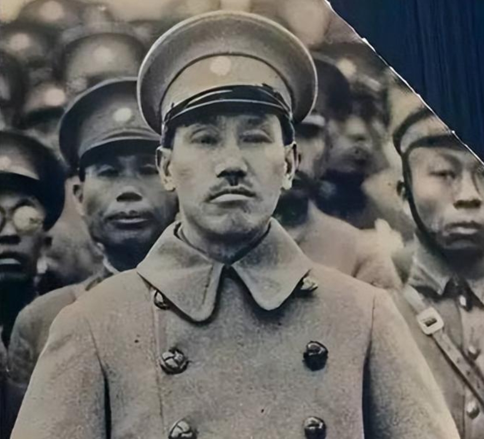 宁夏土皇帝马鸿逵，逃亡美国带黄金，晚年凄凉无人陪