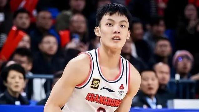 CBA动态！北京时间1月6日，连续传来郭士强、王世龙、刘炜新消息