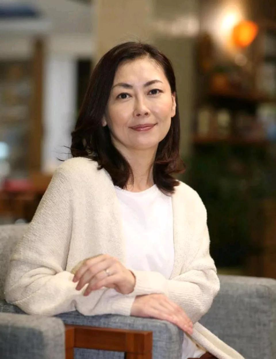 中山美穗死因存在一个悬念！引人关注！
原来，日本女演员中山美穗在东京家中的浴室里