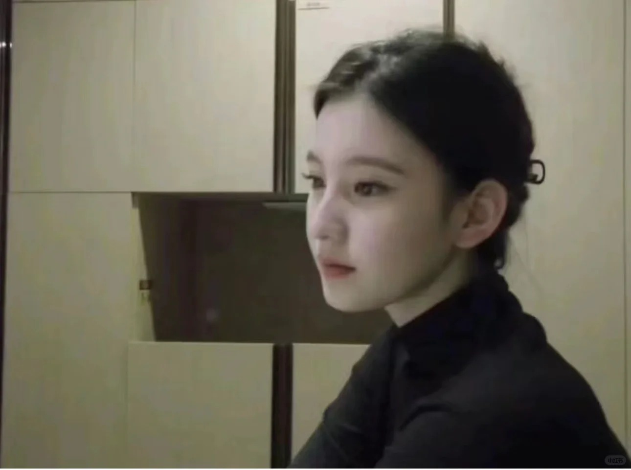 普通人里的小美女都长啥样！？
街上真的有好多美女啊！！
幻想如果自己是个小美女就