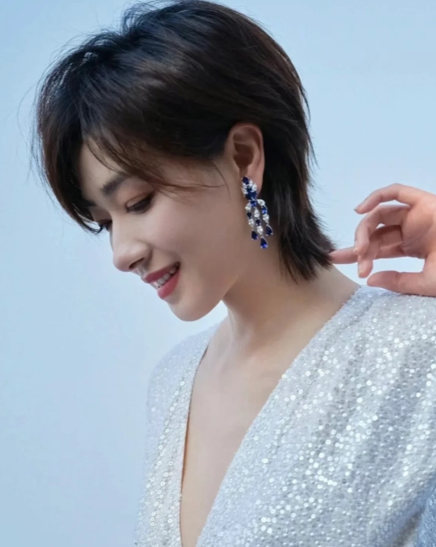 万茜婚姻风波：深思爱情与婚姻的真谛