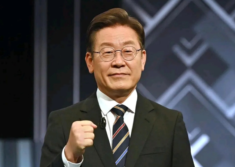 翻墙的李在明成最大赢家