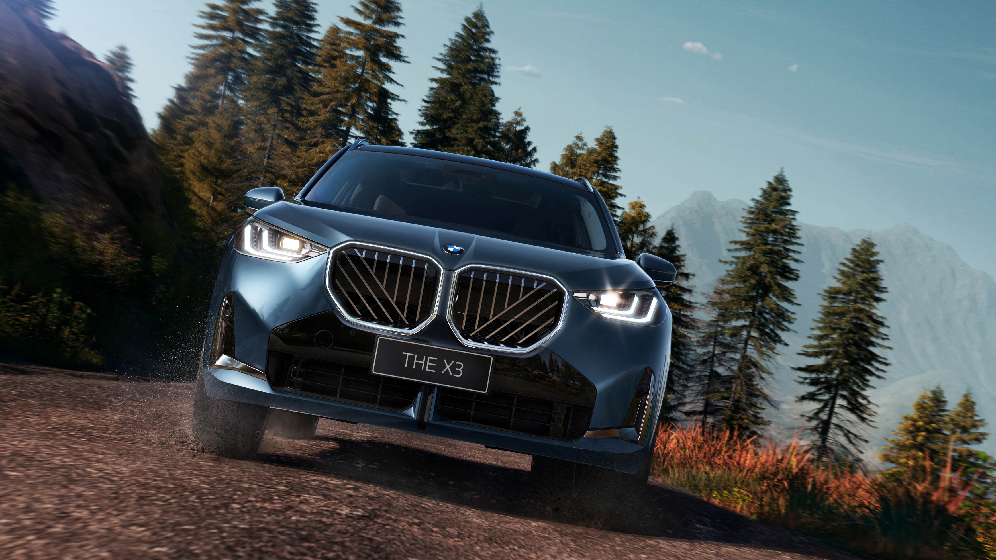 新款BMW X3首次长轴距版来了，归纳了几个重点：
1、轴距增加恐怖，与标轴X5