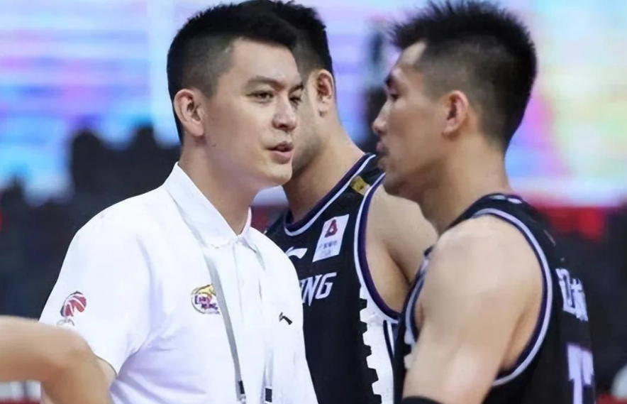 你猜CBA教练谁最能骂人！杨鸣说第二，可能杜锋只能说第三。

毕竟作为卫冕冠军球