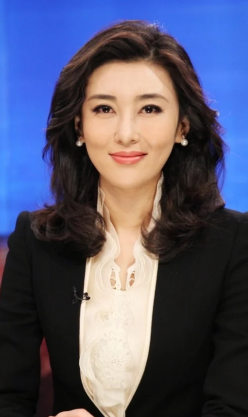 李红：岁月不败美人，魅力永驻心间