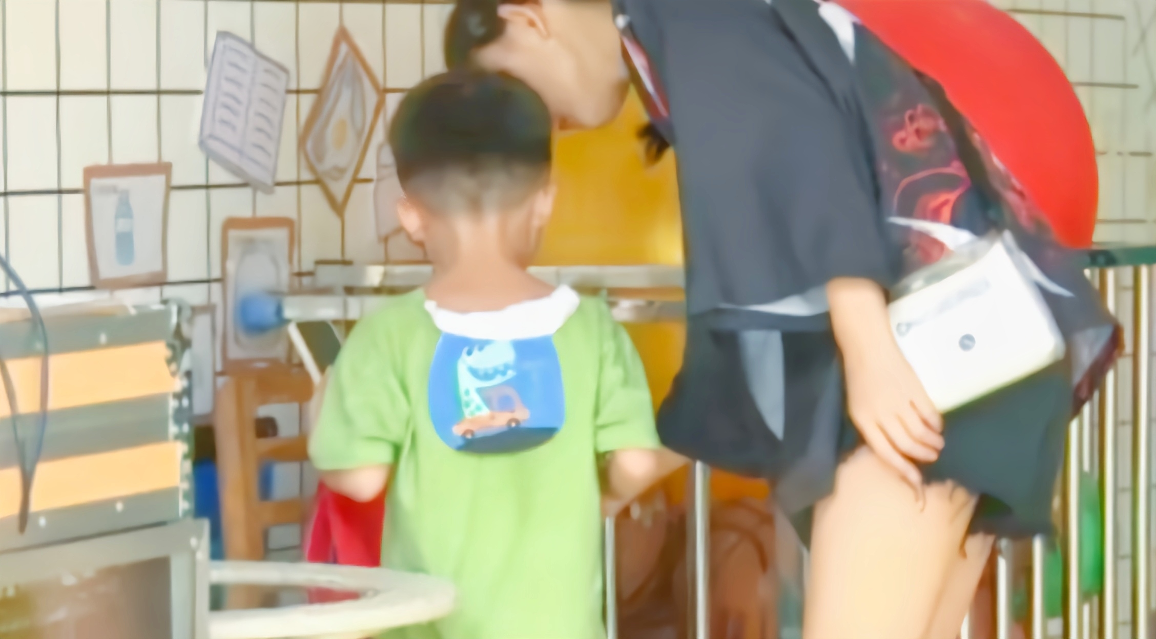 五岁孩童的“弃养”风波：情与理的碰撞