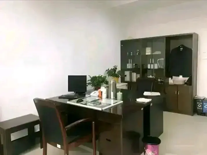 什么样的级别才能有这样的办公室。私密性非常棒，你懂得！