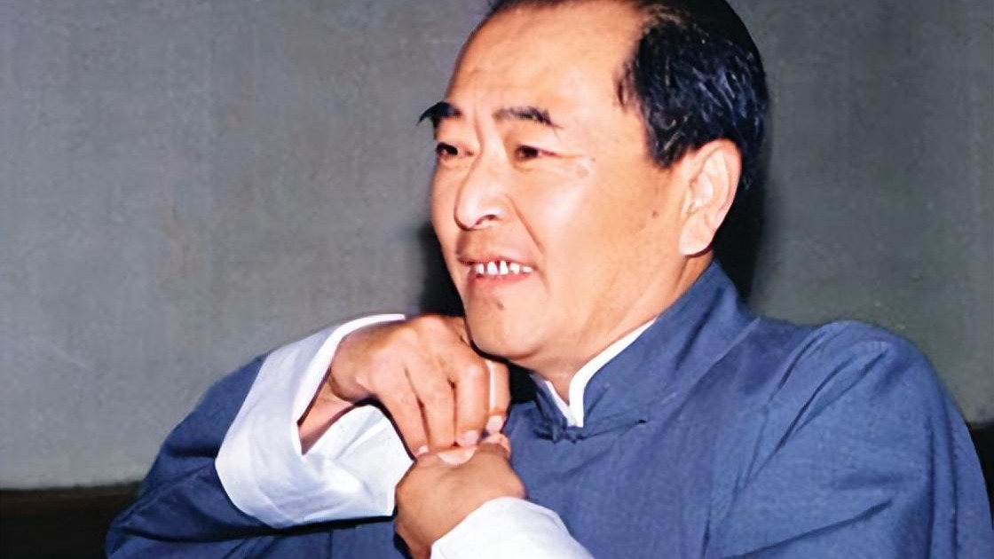 著名演员王铁成：48字临终遗言让人泪目，最放心不下54岁的儿子！