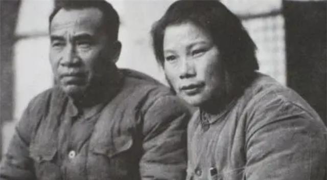 1977年，朱德去世7个月后，康克清向汪东兴汇报3件事：请您审处！
1929年2