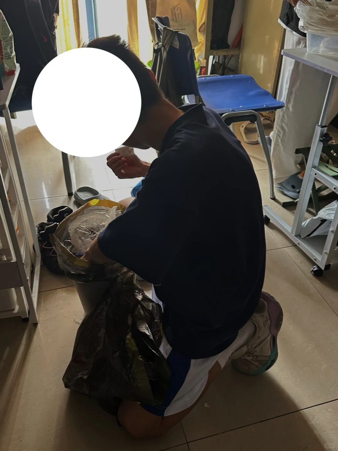 舍友问我是不是要去卖