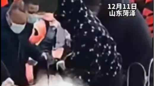 山东菏泽一对情侣双双跳河身亡！目击者：男孩先跳，女孩跟着跳了