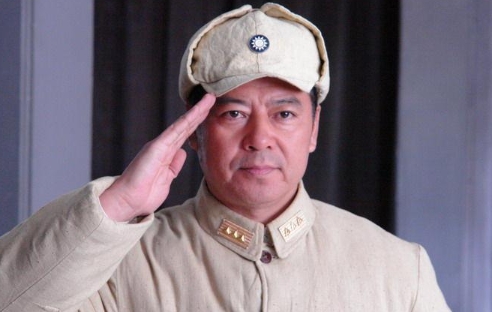 为了让母亲安心，年近70的著名演员颜世魁，在一档电视节目中，公开征婚，称想要找一