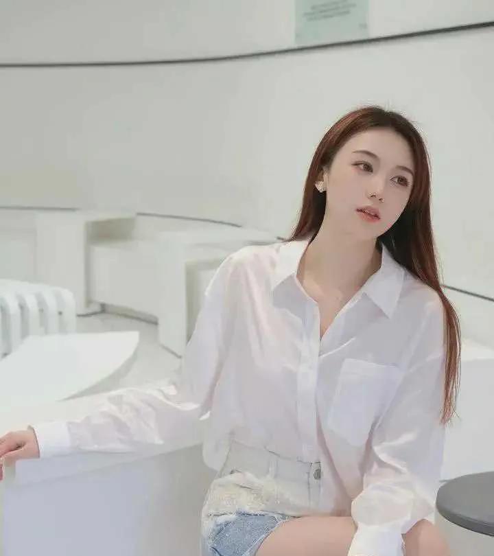 你信不信，
女人最优的滋养来自男人，
男人最佳的滋养源于女人。
古人云，
以人补