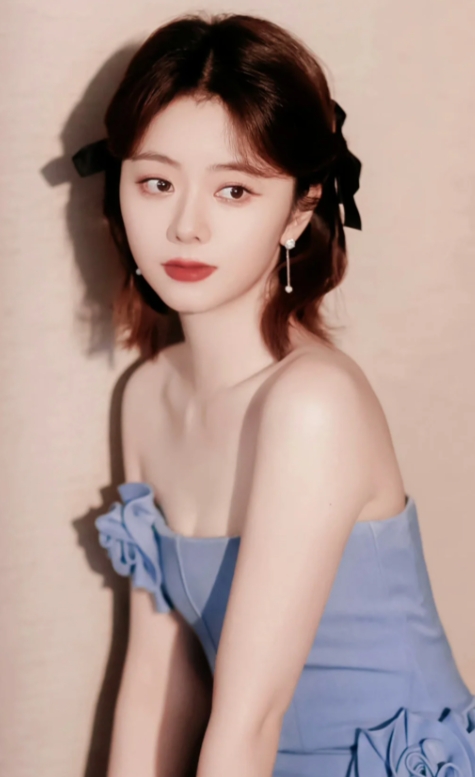 谭松韵——容貌娇美
