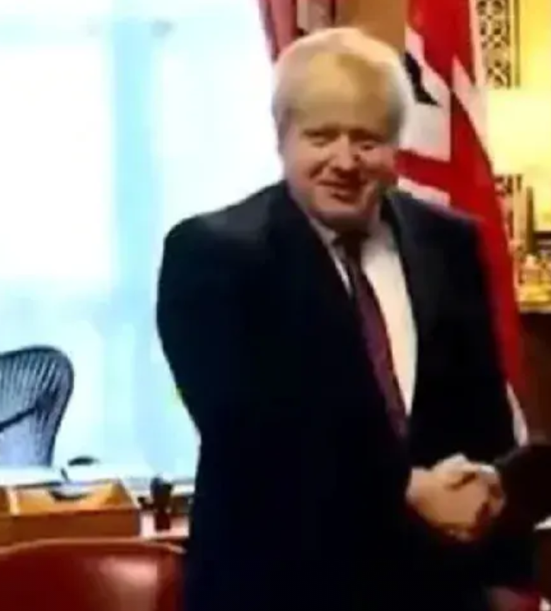 据网上消息，近日英国前首相约翰逊表示，如果川普仍然担任美国总统的话，俄罗斯就不会