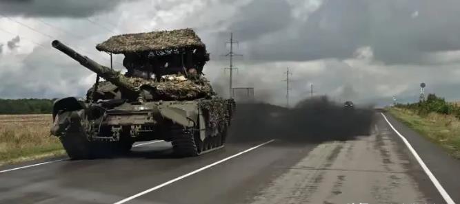 普京坐不住了！
刚刚俄罗斯紧急发布！
8月9日，俄罗斯紧急情况部发布消息，经预防