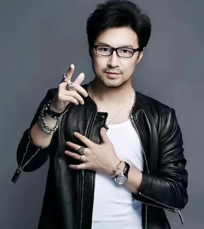 汪峰是否婚内出轨，章子怡输给森林北？
