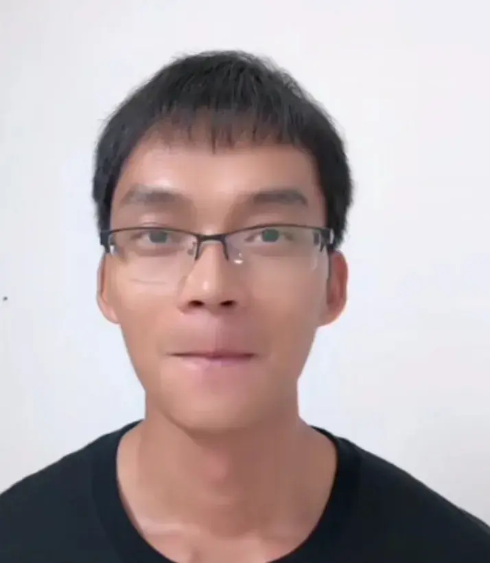 在唐尚珺的大学第二次直播中，他分享了很多信息，并吐槽了线性代数的难度和C语言的挑