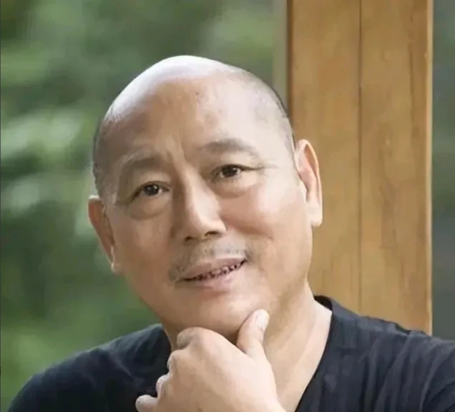 “大腕”李诚儒说：1981年，我在服装厂踩缝纫机，听说《西游记》剧组招唐僧，我就