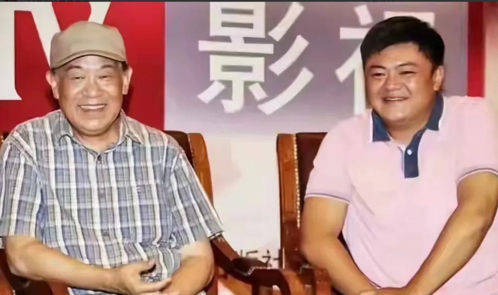 所以说没有高明手把手的带着高亮去社交，高亮也可以跟厉害的人交朋友的。大多数人觉得