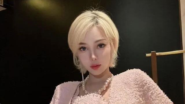 郭美美晒新买的公寓，她哪来的钱