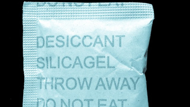 警惕孩子误食风险：小小干燥剂，大意不得