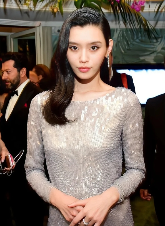 超模奚梦瑶的另类婚姻：不为钱只为爱！