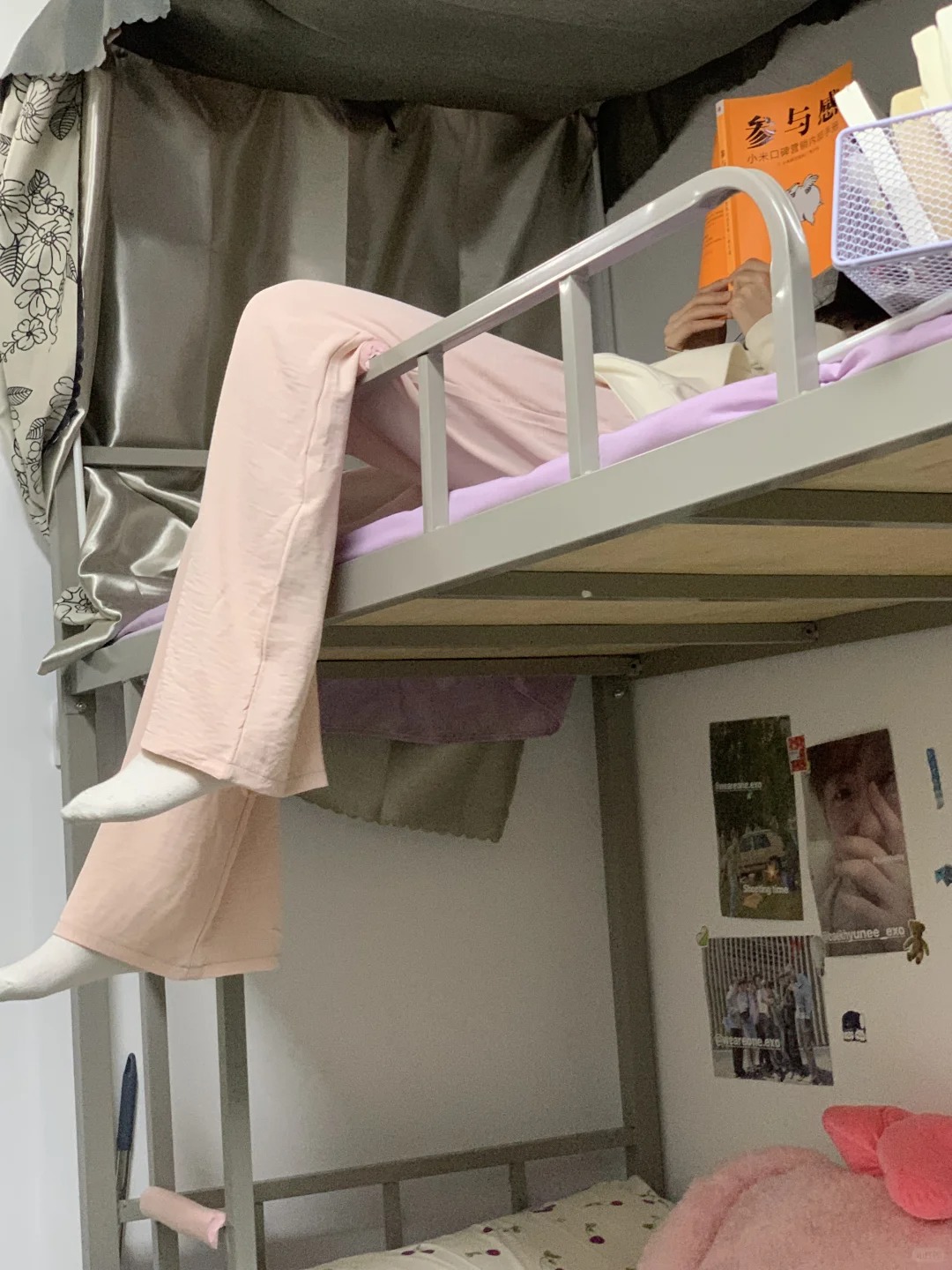 大学一人寝你愿意住吗？
如果真的住在一人寝，会不会感到很孤单呢?
因为每天都只有