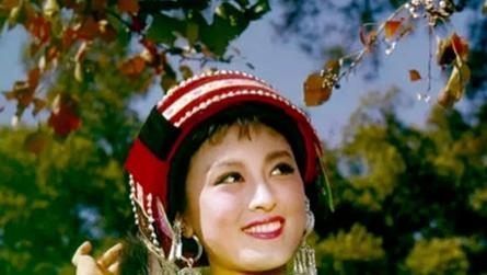 这是杨丽坤10张晚年照，张张令人心痛，害她的人有她昔日姐妹？