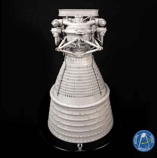 这台F-1火箭发动机模型会让很多硬核技术控爱不释手。当年正是F-1为实施“阿波罗