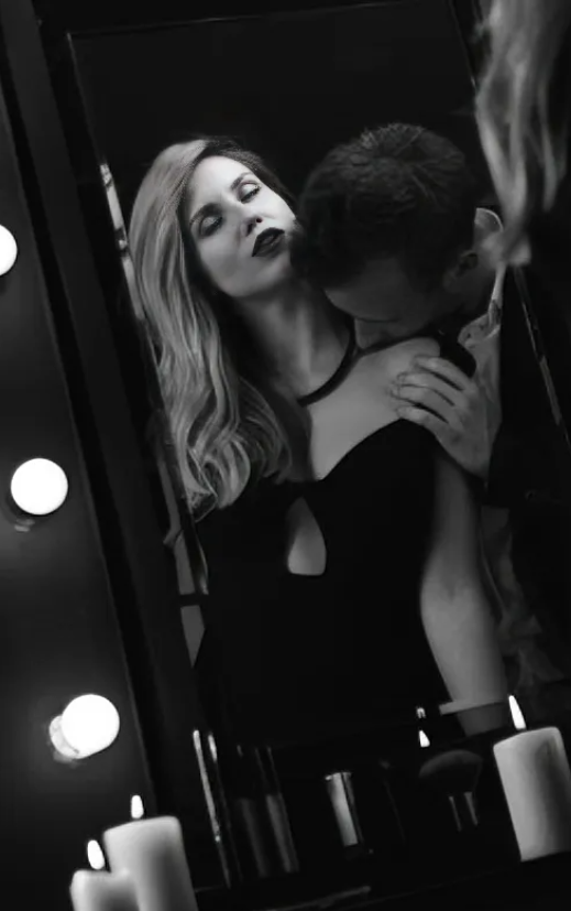 为什么有些男人会把三姐带回家？
你是不是觉得特别理解不了，他怎么敢把三姐带回家的