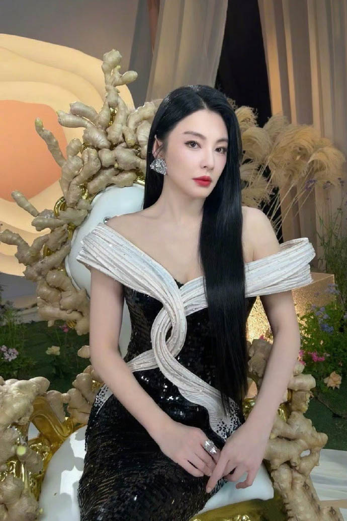 于适和他的姐姐们