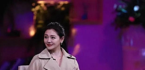 大S被曝生前秘密布局遗产信托，台媒刚扔出个爆炸瓜——原来大S早偷偷把后路铺好了！