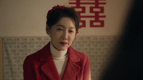 《六姊妹》这真的狠狠抓我的心，姊妹结婚现状，实在是太写实了。
妹妹们送大姐何家丽