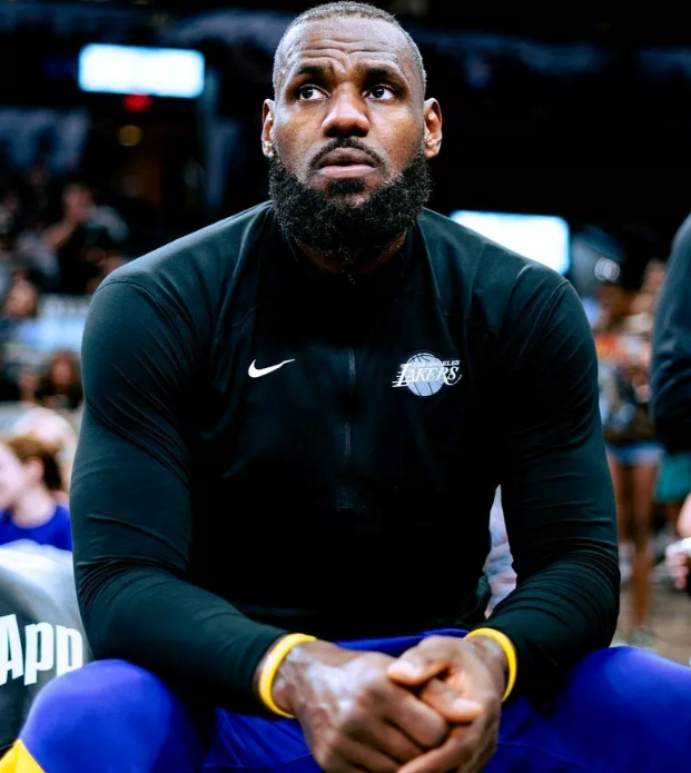 湖人队80:109森林狼队，这是詹姆斯赛季表现最糟糕的一场比赛！