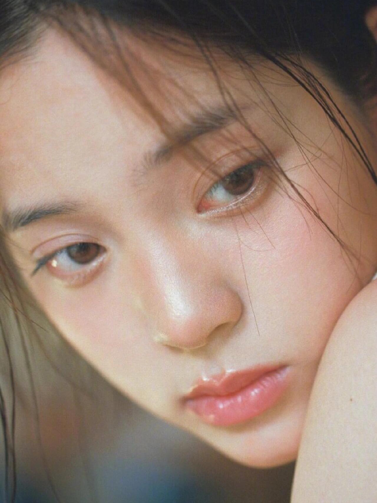 好喜欢欧阳娜娜这套胶片写真啊