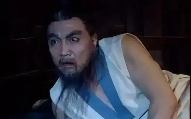 曹操那么爱才的人为什么在诸葛亮出山之前连提都没有提过呢？
虽说他‘卧龙’的名号只