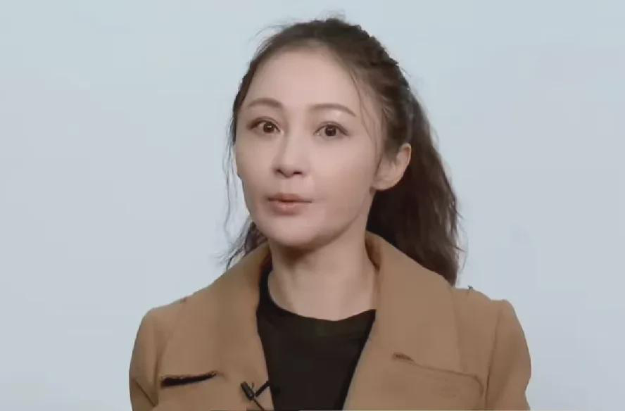  
 
 
事情有点突然。姚笛上午还在社交平台为《演员请就位3》做宣传，晚上节目