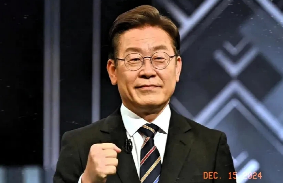 尹锡悦下令逮捕那个宣判李在明无罪的最高法院法官
