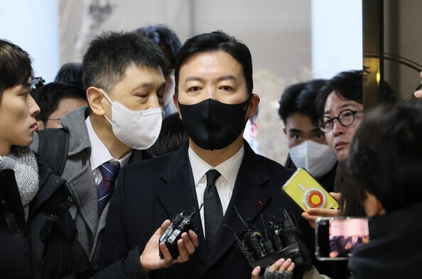 韩媒：尹锡悦老婆的情夫也被逮捕，曾出动军舰供金建希轰趴