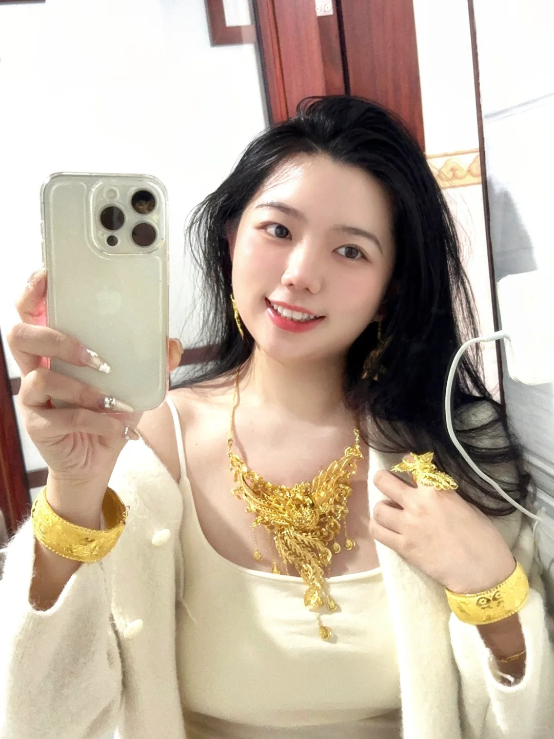 结婚后五金都戴不出门