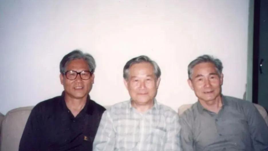吴淑媛与周扬：白富美牵手凤凰男，落花有情，流水无情，夫复何言