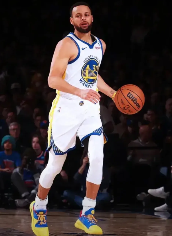 彻底坐不住了，勇士118:112凯尔特人，一战看清楚8名球员

1，勇士二当家希