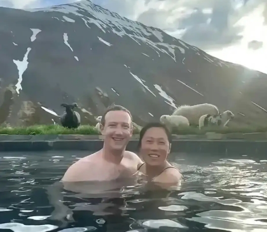扎克伯格这审美，这样的大妈菜场里很多