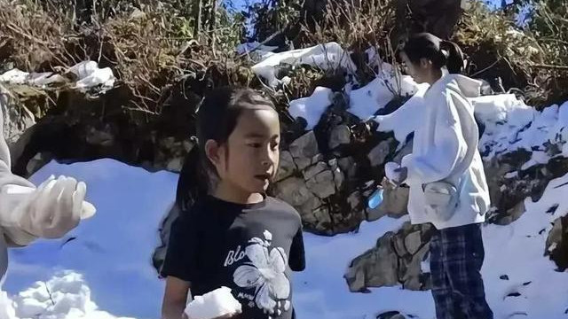 云南腾冲琅琊山8岁女孩走失，父亲悬赏100万寻人——父爱如山