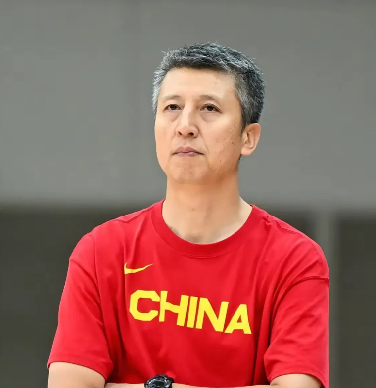 男篮65-70尤文图特，5 个没想到：

1、没想到，廖三宁在关键的第四局，罚球