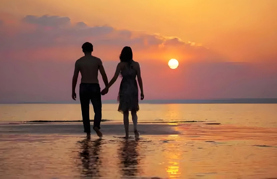 黑龙江，一男子费尽心机把妻子追到手，妻子生完孩子，他开始嫌弃，他说妻子不化妆，不