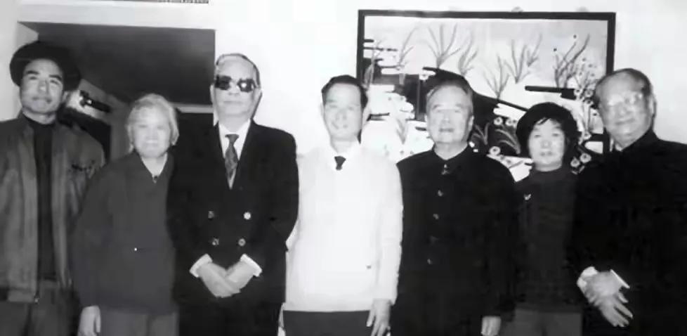1950年6月10日，马场町刑场，潮湿的泥地上跪着四个身影。其中一位，便是被称为