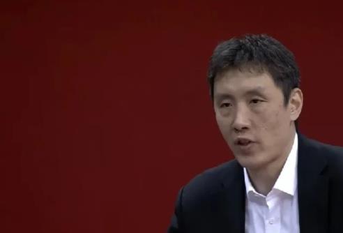 脸都不要了！江苏男篮91：100不敌广州男篮，5问江苏队主教练易立。

1. 请