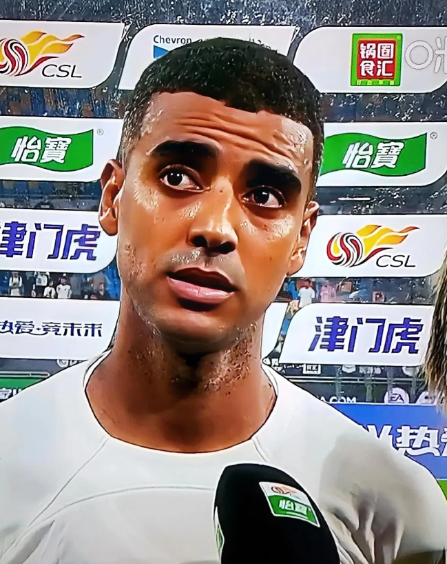 南通支云0：3输给了青岛西海岸，比赛结束后阿兰接受了采访，他说的三句话让人忍不住